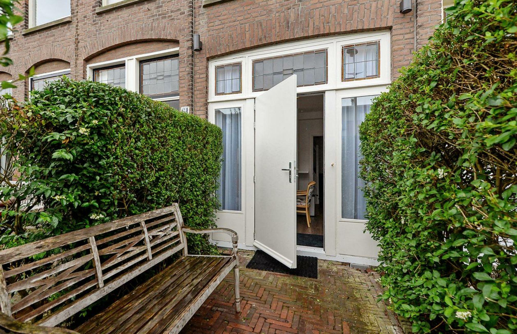 Bor Scheveningen Hotel 3*